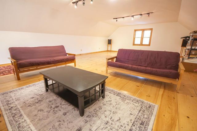 20 Edwin's Pond Road, Rochester, VT 05767