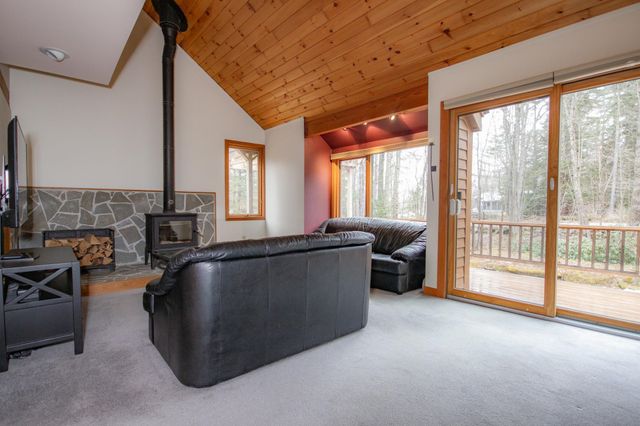 20 Edwin's Pond Road, Rochester, VT 05767