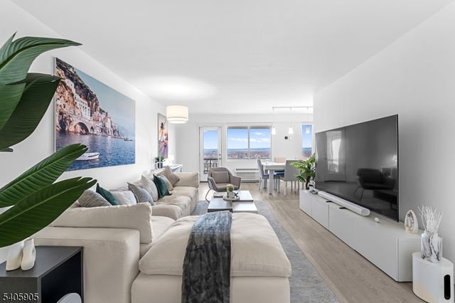 307 Prospect Ave 17D, Hackensack City, NJ 07601