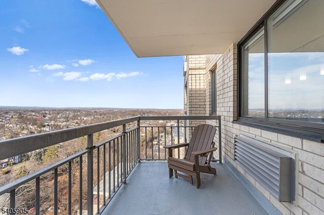 307 Prospect Ave 17D, Hackensack City, NJ 07601