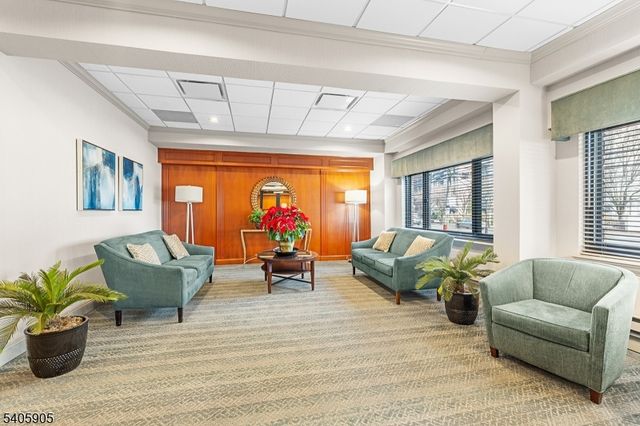 307 Prospect Ave 17D, Hackensack City, NJ 07601