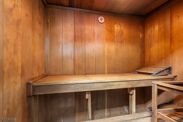 307 Prospect Ave 17D, Hackensack City, NJ 07601