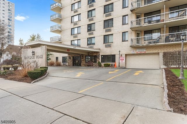 307 Prospect Ave 17D, Hackensack City, NJ 07601