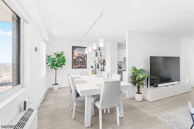 307 Prospect Ave 17D, Hackensack City, NJ 07601