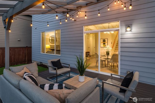 21120 Meridian Place W, Bothell, WA 98021