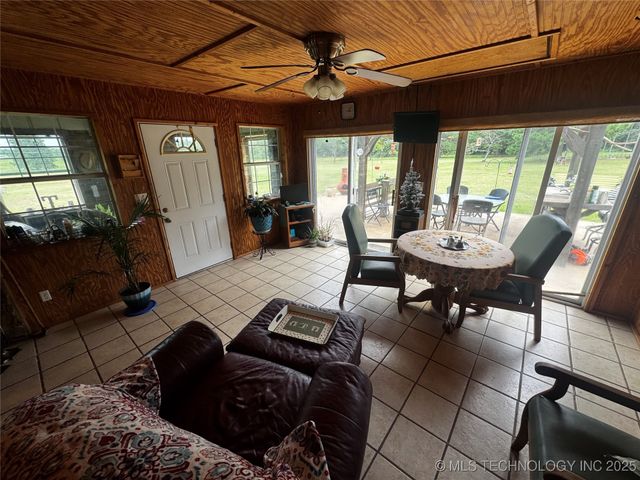 355 Joy Lane, Cartwright, OK 74731