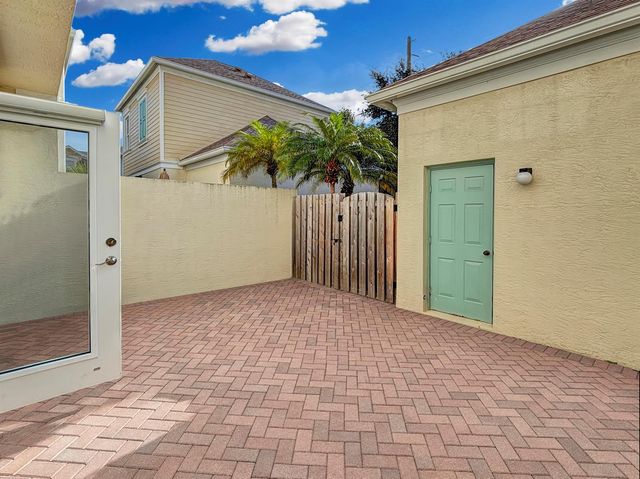 179 E Bay Cedar Circle, Jupiter, FL 33458