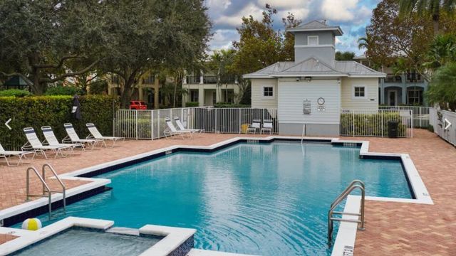 179 E Bay Cedar Circle, Jupiter, FL 33458