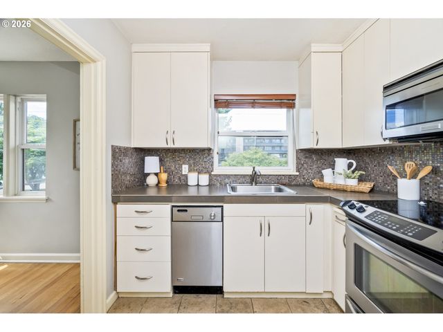 1436 Ne 21ST Ave 26, Portland, OR 97232