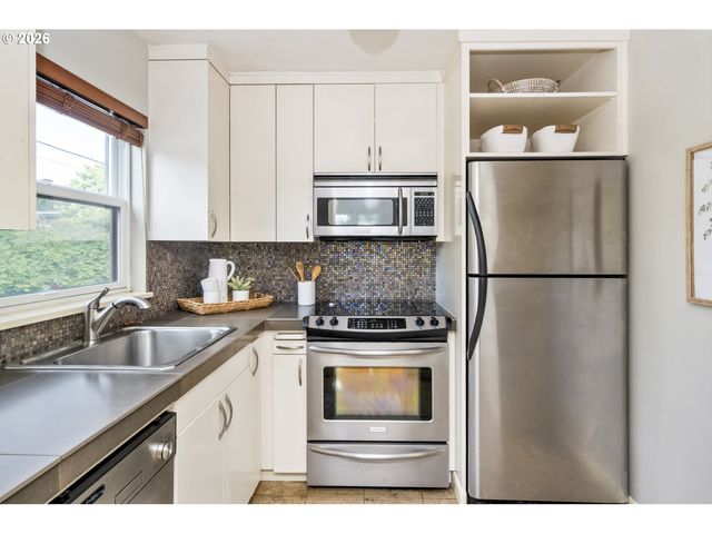 1436 Ne 21ST Ave 26, Portland, OR 97232
