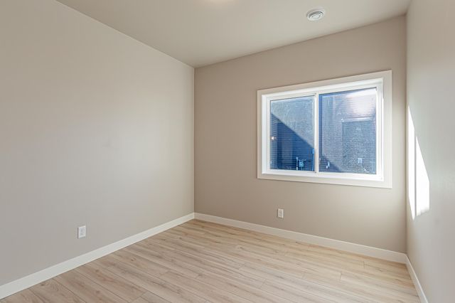 5846 James Drive W, West Fargo, ND 58078