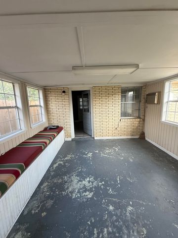 1905 Maple, Morgan City, LA 70380