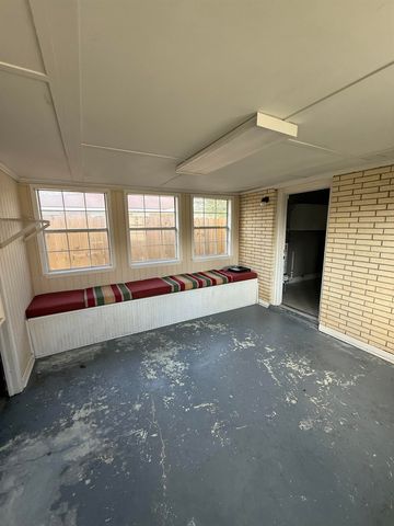 1905 Maple, Morgan City, LA 70380