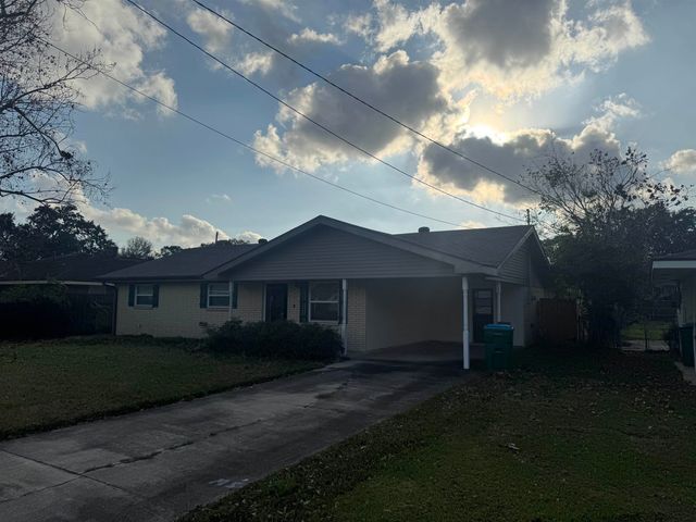 1905 Maple, Morgan City, LA 70380