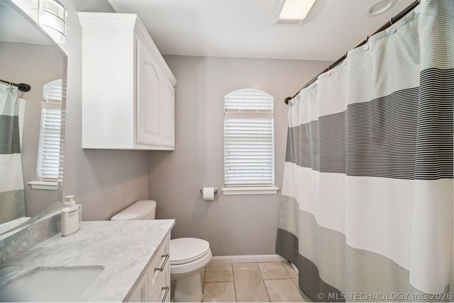 2804 S 26th Street, Muskogee, OK 74401