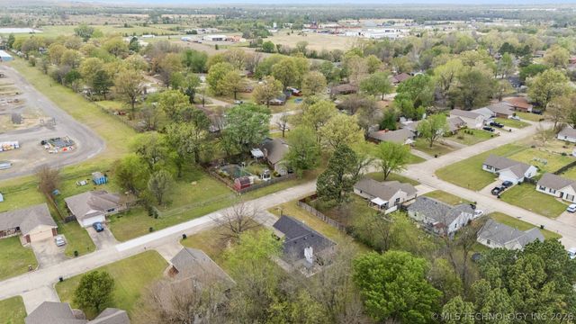 2804 S 26th Street, Muskogee, OK 74401