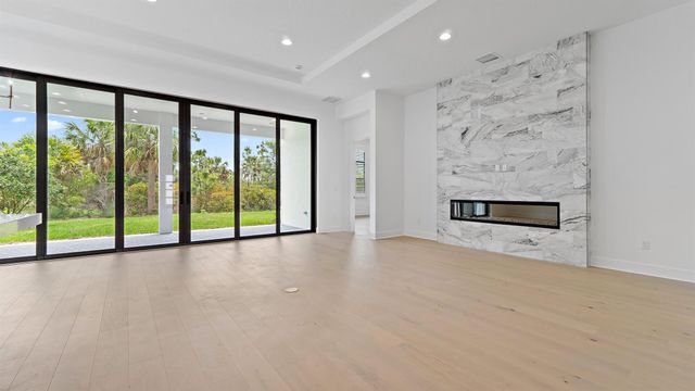 13254 Artisan Circle, Palm Beach Gardens, FL 33418