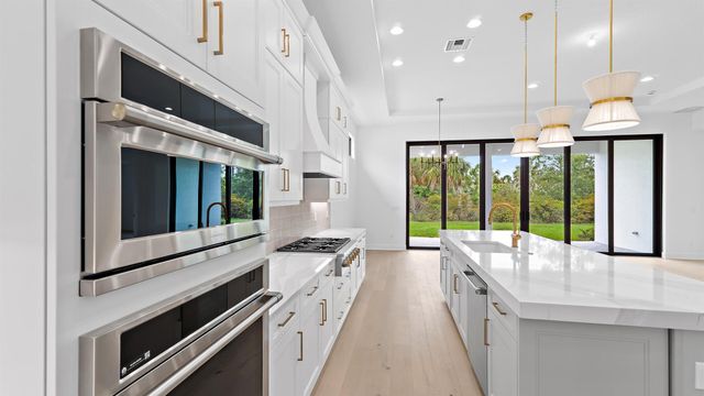 13254 Artisan Circle, Palm Beach Gardens, FL 33418