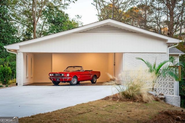 1888 Alderbrook Road NE, Atlanta, GA 30345