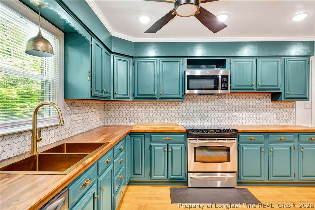 403 Oxford Road, Lumberton, NC 28358 — photo 14