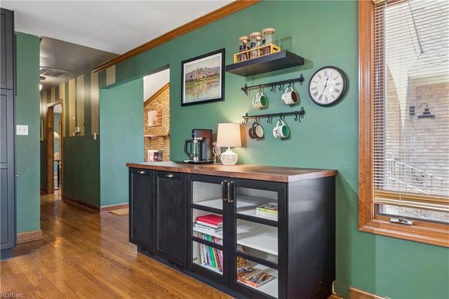 221 Woodburn DR, Hampton, VA 23664