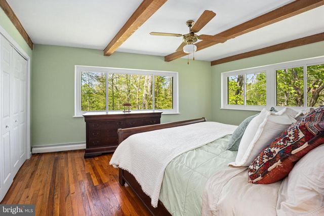396 W 7 STARS RD, Phoenixville, PA 19460
