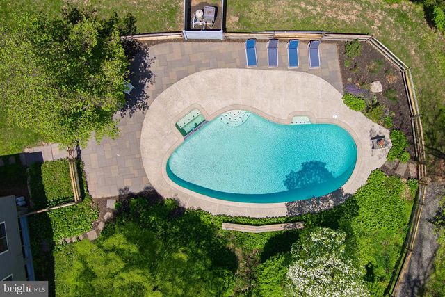 396 W 7 STARS RD, Phoenixville, PA 19460