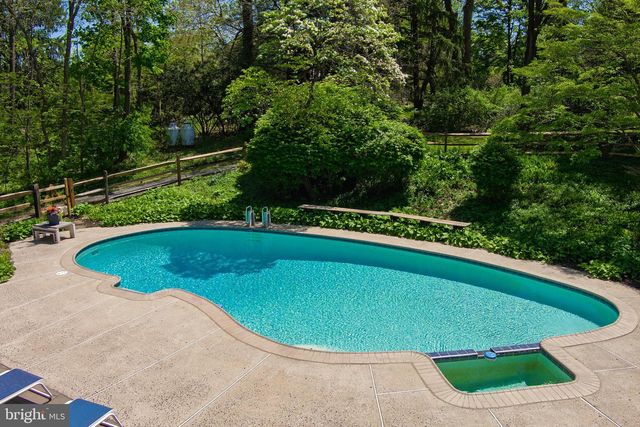 396 W 7 STARS RD, Phoenixville, PA 19460