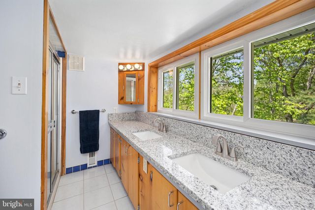 396 W 7 STARS RD, Phoenixville, PA 19460