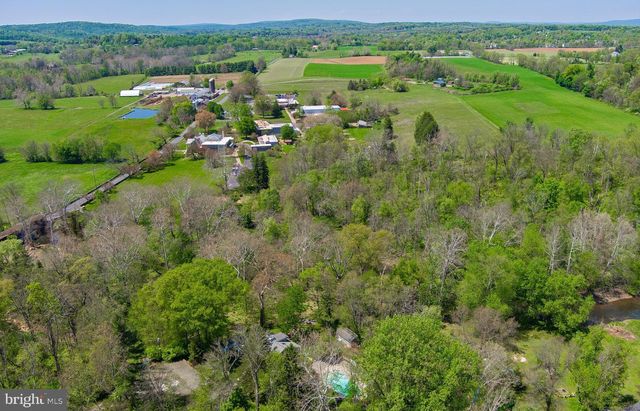 396 W 7 STARS RD, Phoenixville, PA 19460