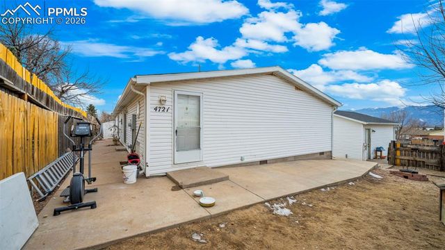 4727 E Pikes Peak Avenue, Colorado Springs, CO 80916