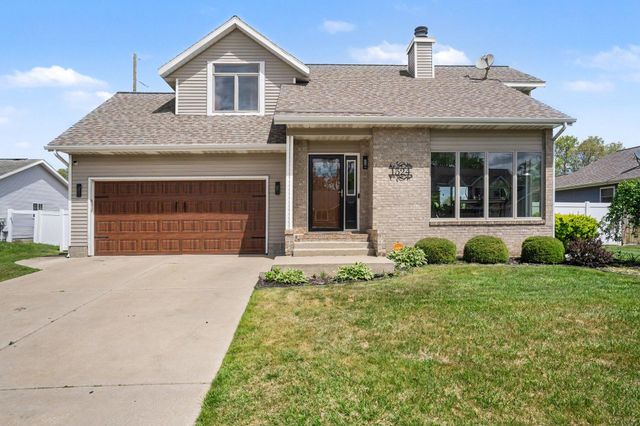 1524 Garrison Road, Roosevelt Park City, MI 49441
