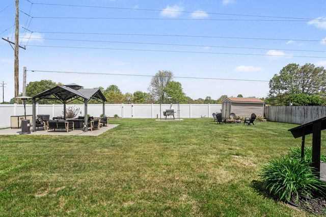 1524 Garrison Road, Roosevelt Park City, MI 49441