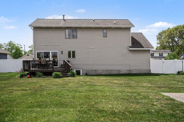 1524 Garrison Road, Roosevelt Park City, MI 49441