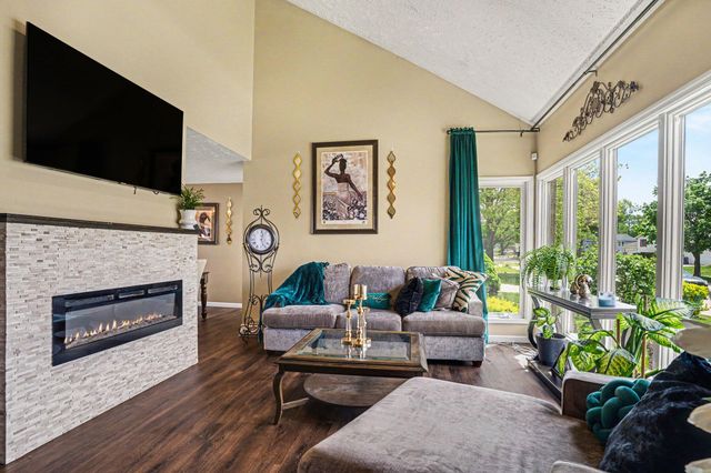 1524 Garrison Road, Roosevelt Park City, MI 49441