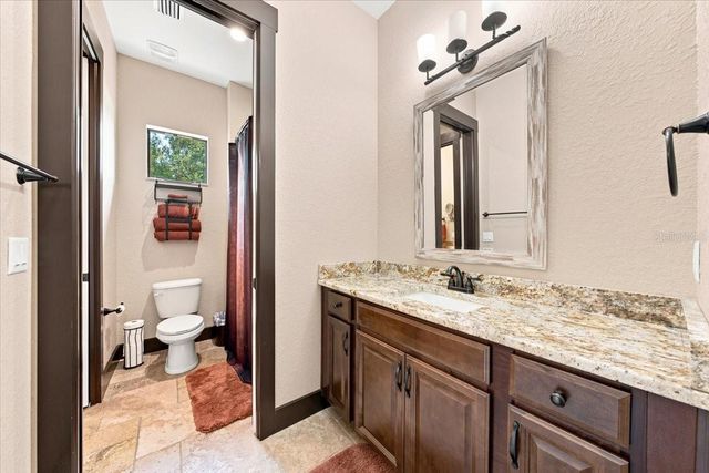 408 HAWK TALON DRIVE, Lithia, FL 33547