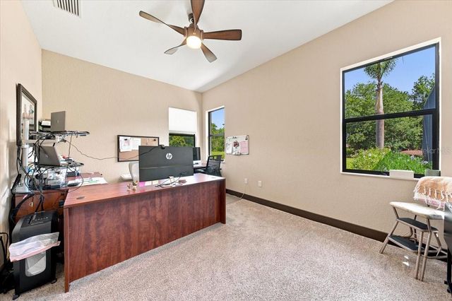 408 HAWK TALON DRIVE, Lithia, FL 33547