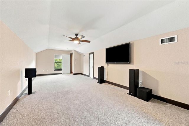 408 HAWK TALON DRIVE, Lithia, FL 33547