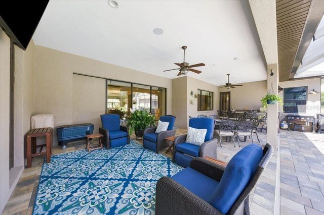 408 HAWK TALON DRIVE, Lithia, FL 33547