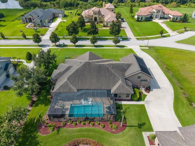 408 HAWK TALON DRIVE, Lithia, FL 33547