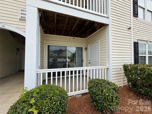 4002 Town Center Road, Harrisburg, NC 28075
