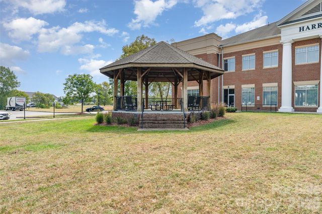 4002 Town Center Road, Harrisburg, NC 28075