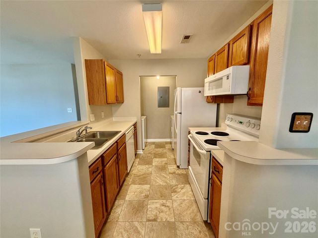 4002 Town Center Road, Harrisburg, NC 28075