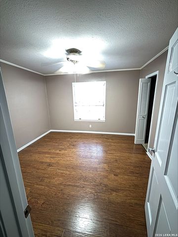 66 Brees Blvd Apt 42D, San Antonio, TX 78209