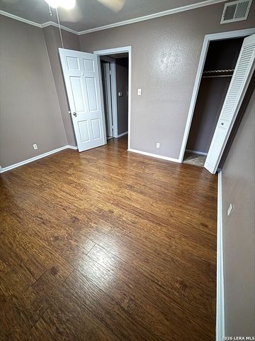 66 Brees Blvd Apt 42D, San Antonio, TX 78209