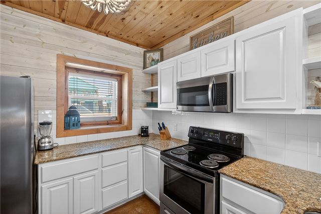 2120 S 11th St 703, Port Aransas, TX 78373