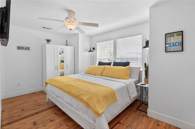 2120 S 11th St 703, Port Aransas, TX 78373