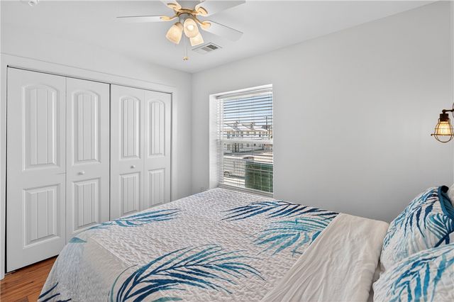 2120 S 11th St 703, Port Aransas, TX 78373