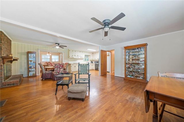 200 Dogwood Drive, Canton, GA 30114