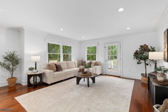 352 Westfield Ave, Ridgewood Village, NJ 07450
